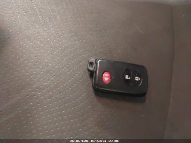 Toyota Prius Three 2015 JTDKN3DU0F1891628 Image 11