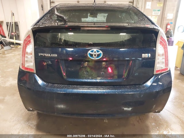 Toyota Prius Three 2015 JTDKN3DU0F1891628 Image 16