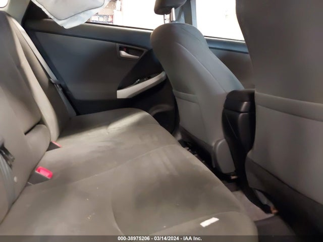Toyota Prius Three 2015 JTDKN3DU0F1891628 Image 8