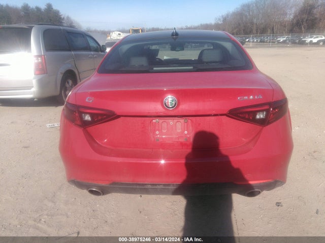 ZARFANAN7K7605471 Alfa Romeo Giulia Awd
