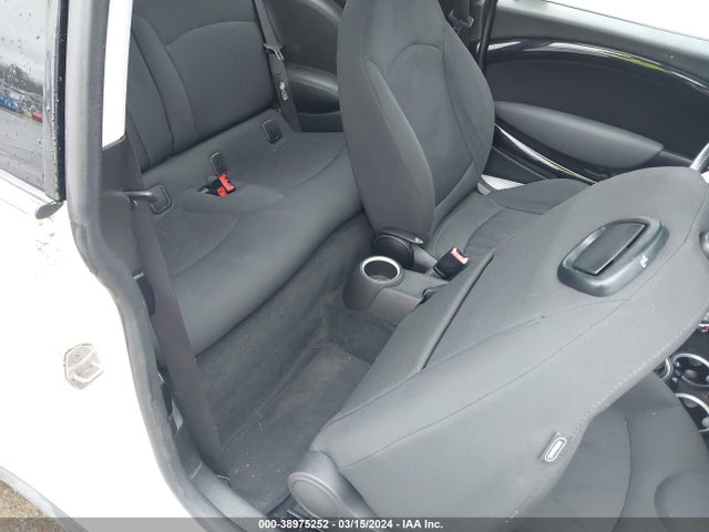 2010 MINI COOPER S WMWMF7C54ATZ70768 Photo 7