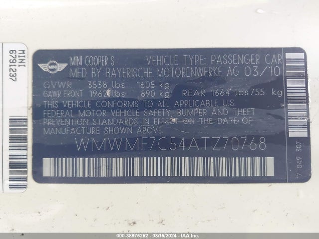 2010 MINI COOPER S WMWMF7C54ATZ70768 Photo 8