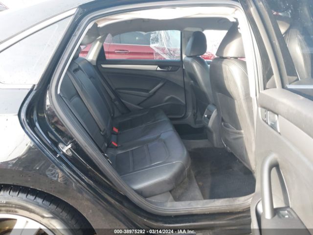1VWAT7A30FC117269 Volkswagen Passat 1.8t Limited Edition