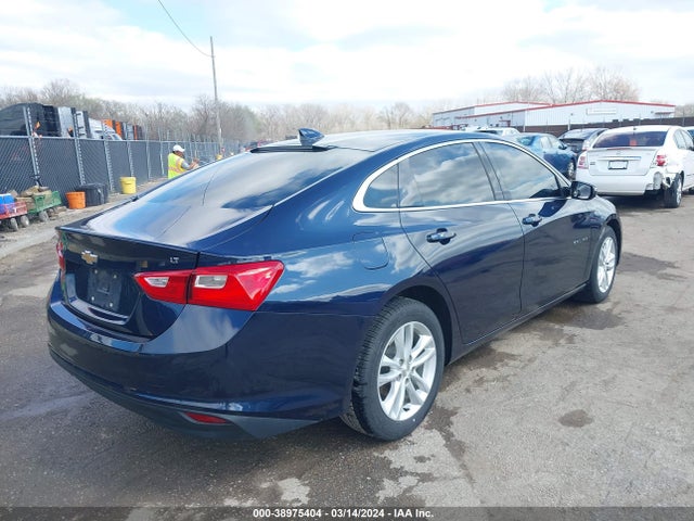 Chevrolet MALIBU LT 2018 1G1ZD5ST8JF126565 Image 4