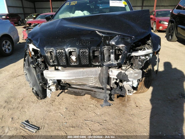1C4PJMLB5MD184916 Jeep Cherokee Altitude 4x4