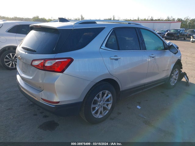 Chevrolet EQUINOX LT 2018 3GNAXJEV6JS627281 Image 4
