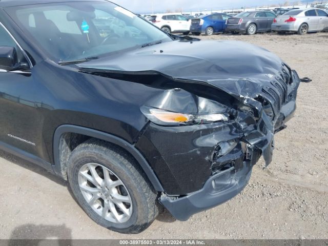 1C4PJMCSXEW321371 Jeep Cherokee Latitude