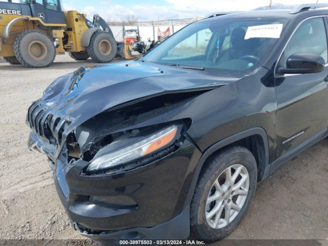 1C4PJMCSXEW321371 Jeep Cherokee Latitude