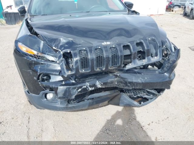 1C4PJMCSXEW321371 Jeep Cherokee Latitude