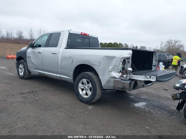 1C6RR7GT2JS144393 RAM 1500 Slt Quad Cab 4x4 6'4 Box