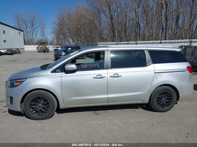 KIA SEDONA LX 2017 KNDMB5C18H6281874 Image 14