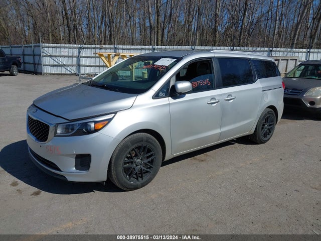 KIA SEDONA LX 2017 KNDMB5C18H6281874 Image 2