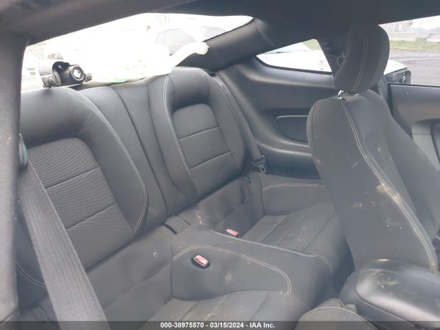 Ford Mustang V6 2016 1FA6P8AM1G5224015 Image 8