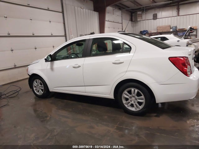 Chevrolet Sonic Lt Auto 2016 1G1JC5SB4G4113677 Image 14