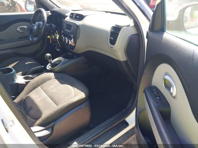 KIA SOUL + 2014 KNDJP3A50E7025359 Image 5