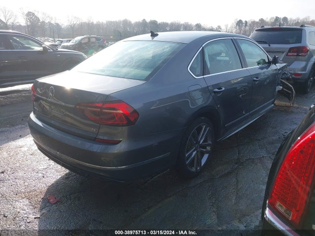 1VWDT7A31HC072648 Volkswagen Passat 1.8t R-line