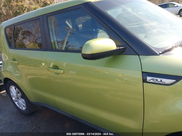 KIA SOUL + 2018 KNDJP3A58J7902898 Image 13