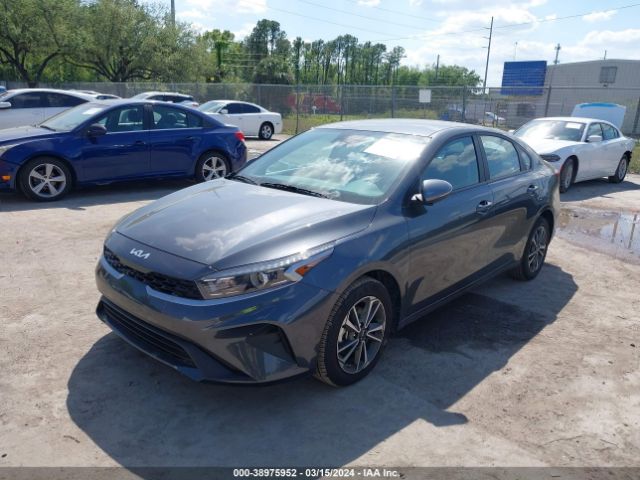3KPF24AD5PE632412 KIA Forte Lxs