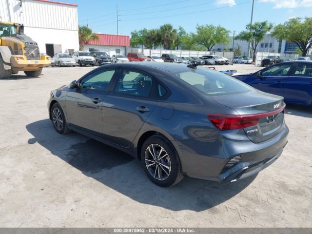 3KPF24AD5PE632412 KIA Forte Lxs