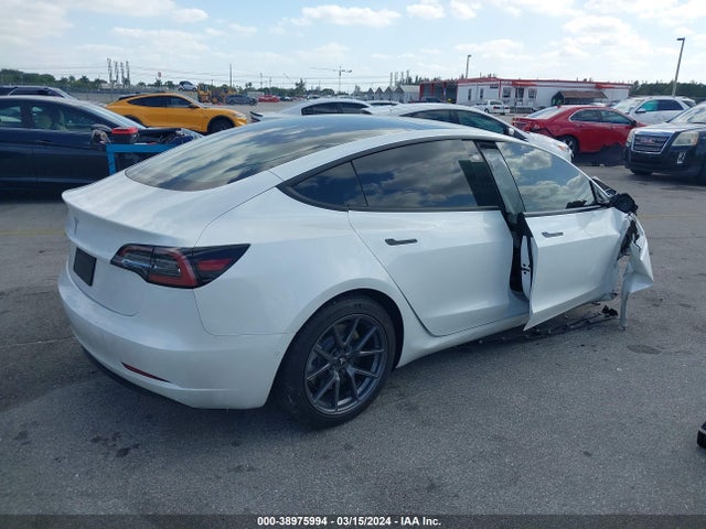 5YJ3E1EA3MF922842 Tesla Model 3 Standard Range Plus Rear-wheel Drive