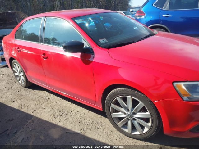 3VW2K7AJ4EM235487 Volkswagen Jetta 2.0l S