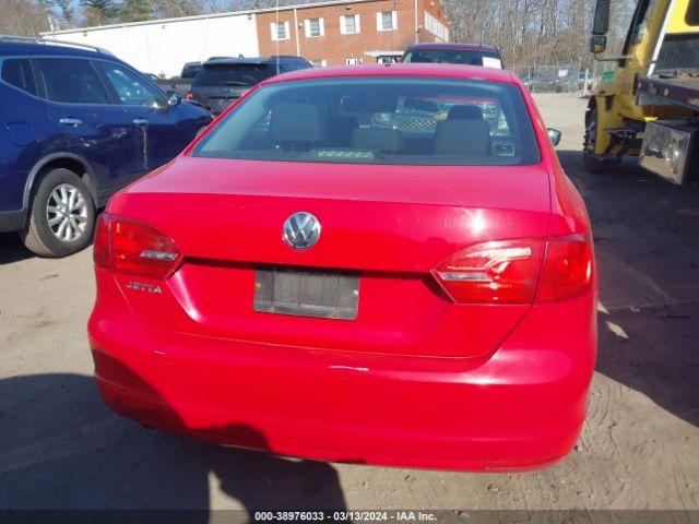 3VW2K7AJ4EM235487 Volkswagen Jetta 2.0l S