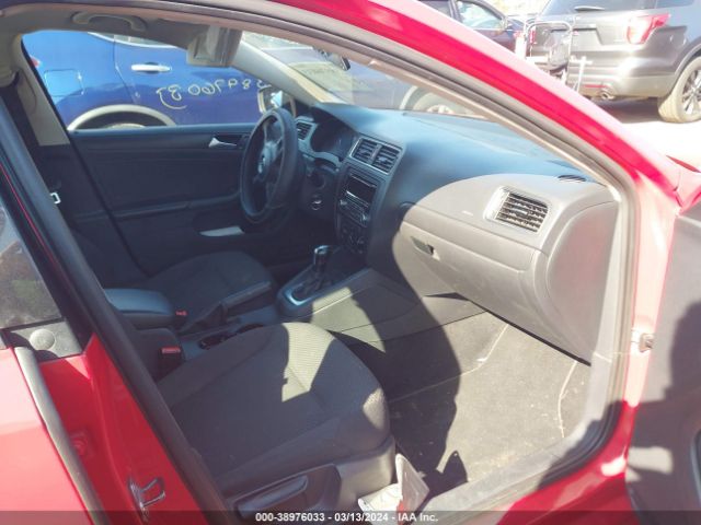 3VW2K7AJ4EM235487 Volkswagen Jetta 2.0l S