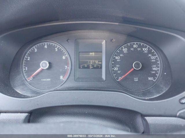 3VW2K7AJ4EM235487 Volkswagen Jetta 2.0l S