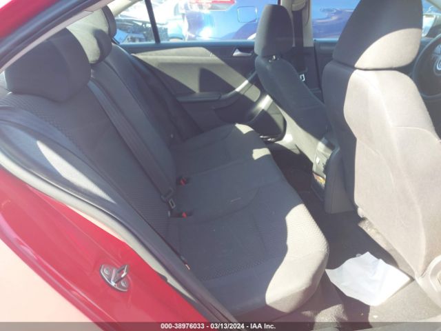 3VW2K7AJ4EM235487 Volkswagen Jetta 2.0l S
