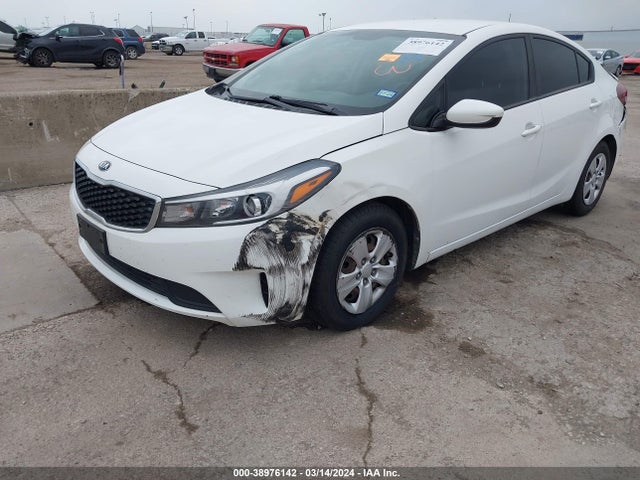 KIA FORTE LX 2018 3KPFK4A77JE242557 Image 18