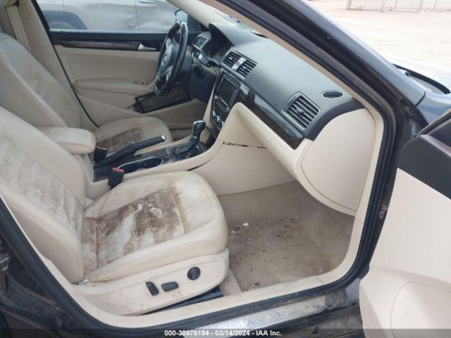 1VWCV7A33FC001633 Volkswagen Passat 2.0l Tdi Sel Premium