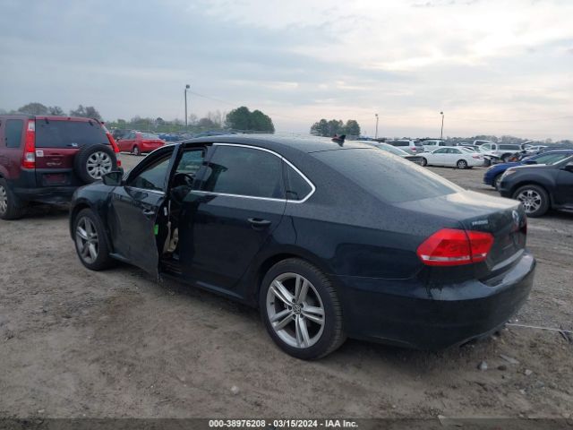 1VWBN7A33EC107073 Volkswagen Passat 2.0l Tdi Se