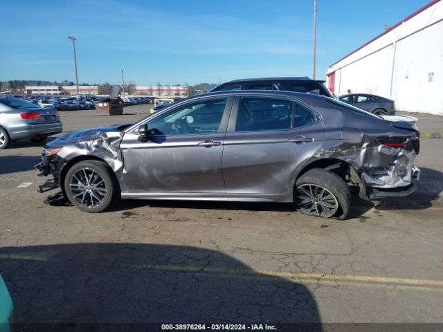 4T1G11BK5RU117140 Toyota CAMRY SE