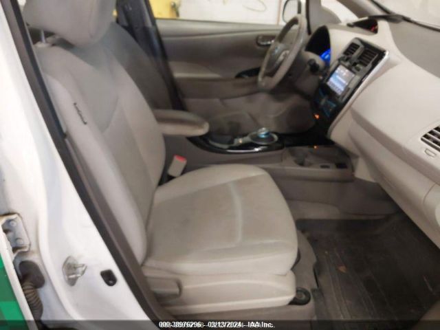 1N4BZ0CP8GC301122 Nissan LEAF SV
