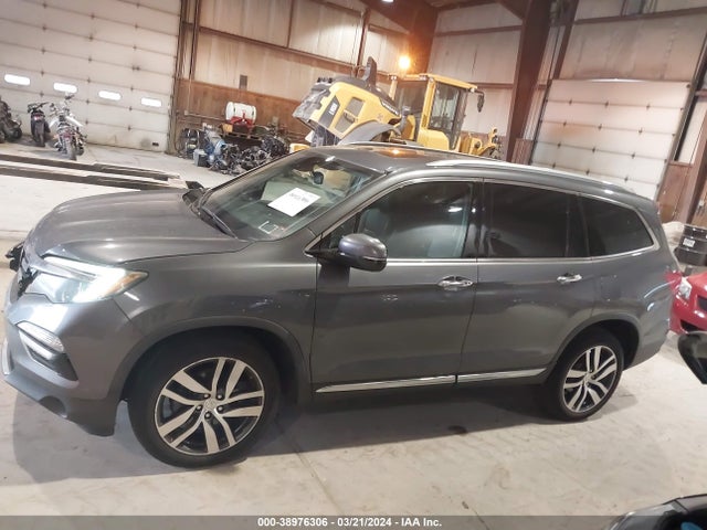 Honda Pilot Touring 2016 5FNYF6H95GB016505 Image 14