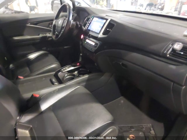Honda Pilot Touring 2016 5FNYF6H95GB016505 Image 5