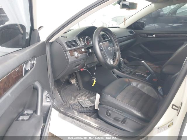 1VWCN7A30EC038282 Volkswagen Passat 2.0l Tdi Sel Premium