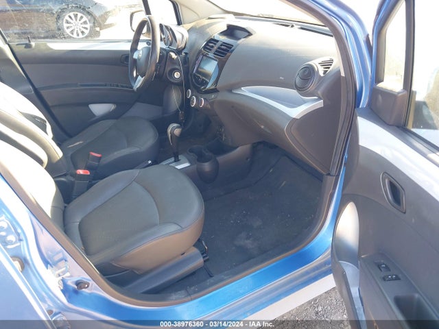 Chevrolet Spark 2lt Auto 2014 KL8CF6S9XEC439280 Image 5