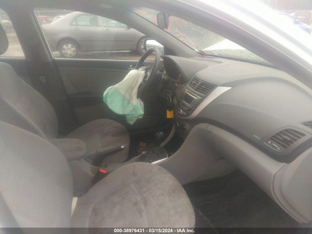 Hyundai Accent Value Edition 2017 KMHCT4AE1HU344216 Image 5