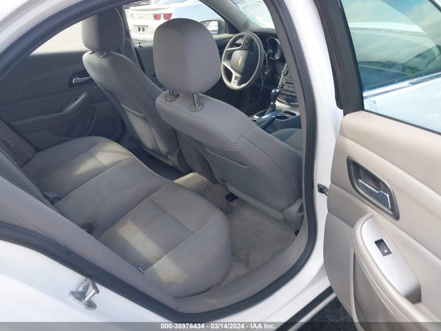 Chevrolet MALIBU LS 2015 1G11B5SL0FU152602 Image 8