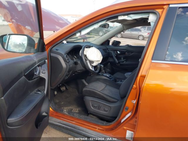 JN8AT2MT3HW142254 Nissan ROGUE SV