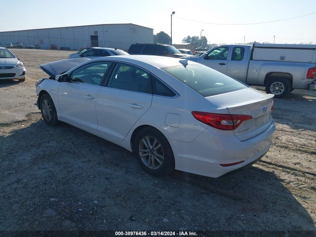 Hyundai SONATA SE 2016 5NPE24AF2GH357560 Image 3