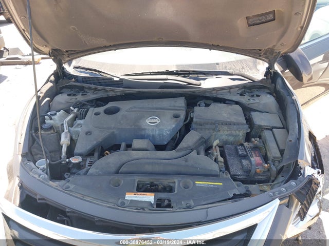 Nissan Altima 2.5 S 2015 1N4AL3AP7FC570552 Image 10