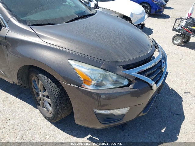 Nissan Altima 2.5 S 2015 1N4AL3AP7FC570552 Image 14