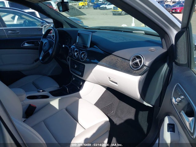 Mercedes-Benz B 250e 2017 WDDVP9AB7HJ011725 Image 5
