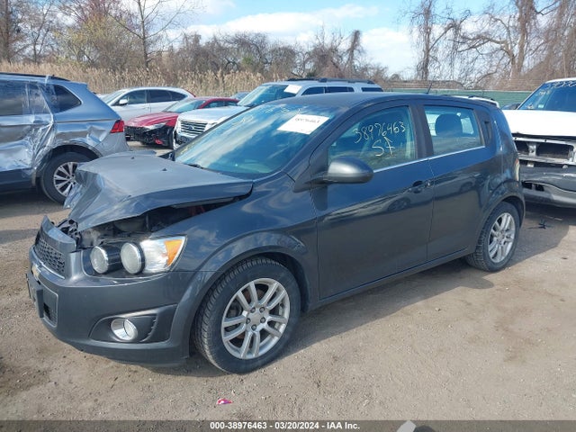 Chevrolet Sonic Lt Auto 2014 1G1JC6SHXE4111486 Image 2