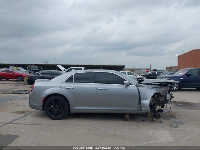 Chrysler 300 Limited 2018 2C3CCAEG4JH159721 Image 13