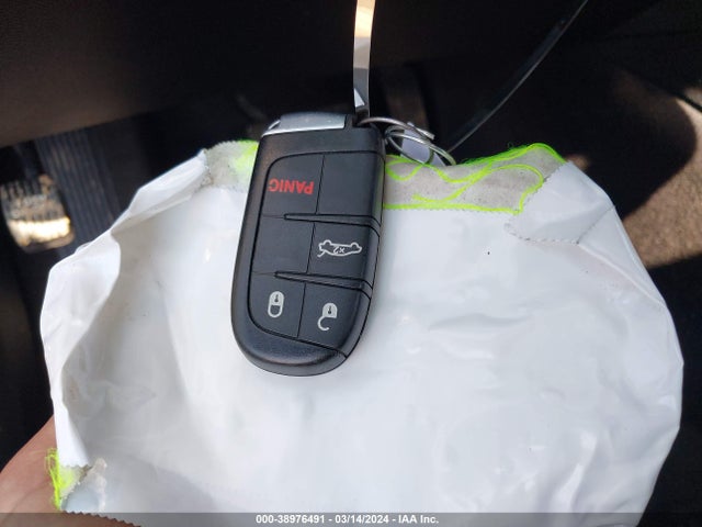 Chrysler 300 Touring 2018 2C3CCAAG1JH151601 Image 11