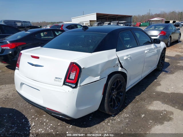 Chrysler 300 Touring 2018 2C3CCAAG1JH151601 Image 4