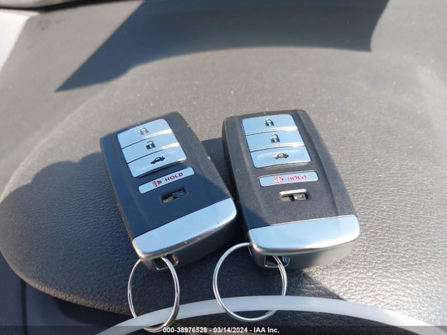 Acura TLX 2017 19UUB1F32HA008613 Image 11